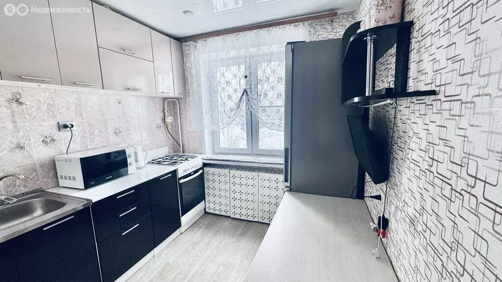 2-комнатная квартира: Киров, Нововятский район, Советская улица, 172 ... - Фото 2