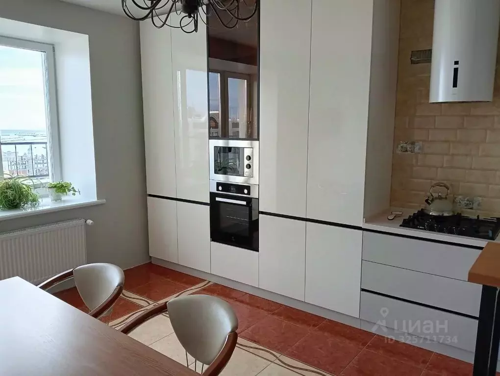 2-к кв. Чувашия, Чебоксары Водопроводная ул., 15 (88.4 м) - Фото 1