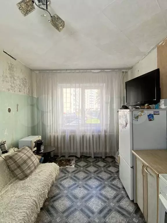 2-к. квартира, 60 м, 1/10 эт. - Фото 0