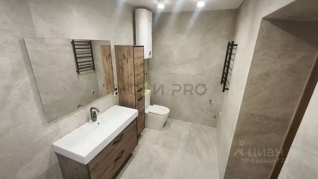 4-к кв. Башкортостан, Уфа Российская ул., 98/1 (150.2 м) - Фото 1