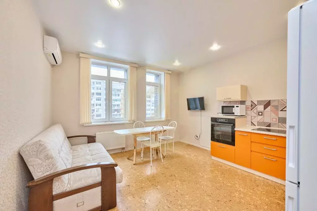 2-к кв. Пермский край, Пермь ул. Николая Островского, 52 (42.0 м) - Фото 1