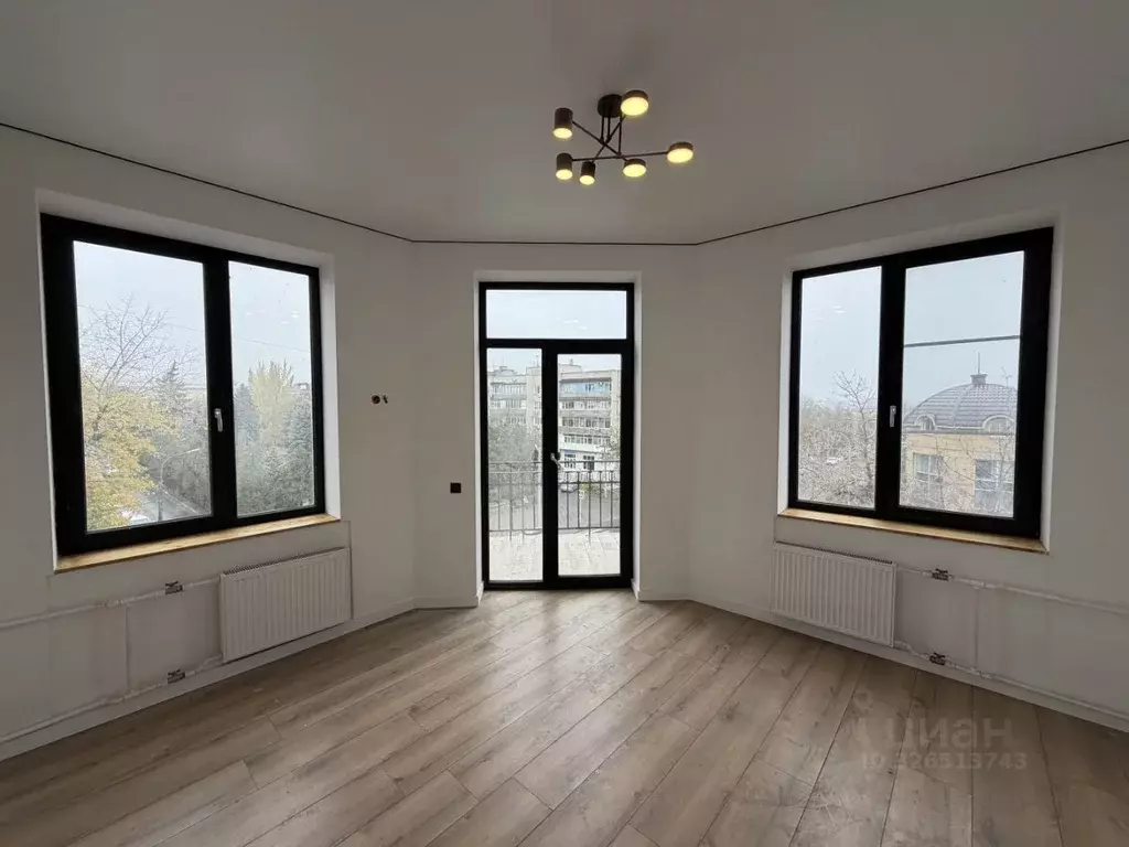 2-к кв. Ростовская область, Таганрог ул. Фрунзе, 62 (53.0 м) - Фото 1