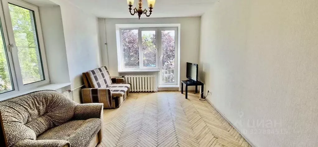 2-к кв. Санкт-Петербург пос. Стрельна, Санкт-Петербургское ш., 65 ... - Фото 1