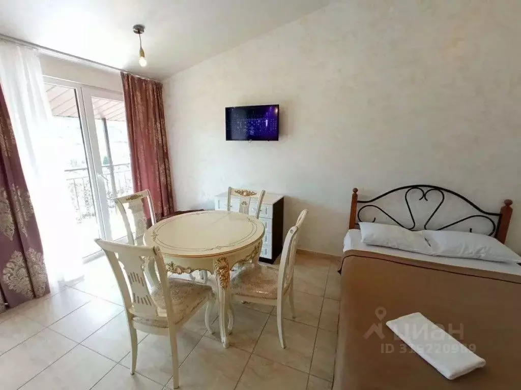 2-к кв. Крым, Ялта ул. Большевистская, 5 (58.0 м) - Фото 1