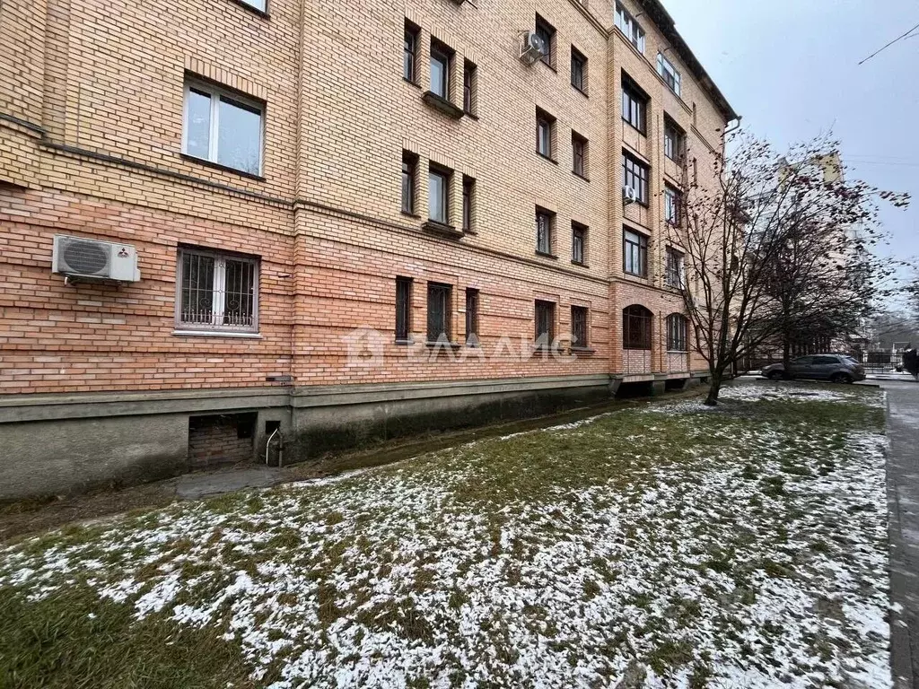 2-к кв. Калужская область, Калуга Теренинский пер., 1 (91.6 м) - Фото 0