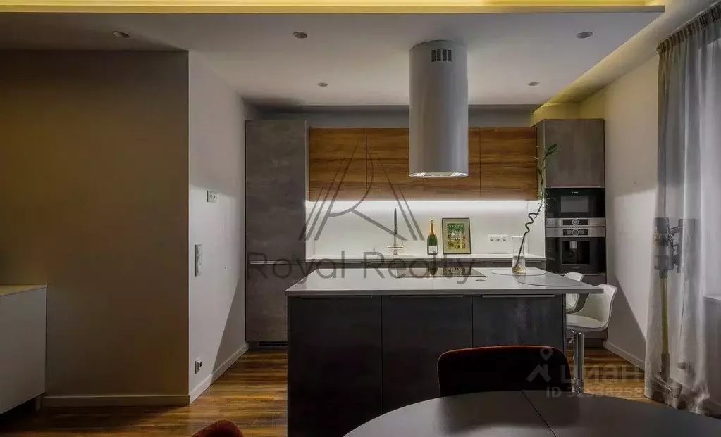 2-к кв. Санкт-Петербург Кременчугская ул., 19к2 (78.0 м) - Фото 0