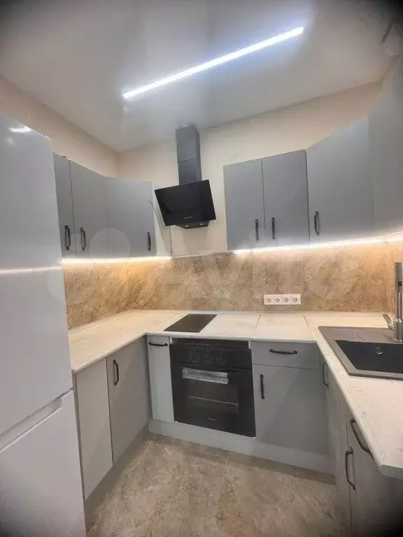 1-к. квартира, 41 м, 2/14 эт. - Фото 0