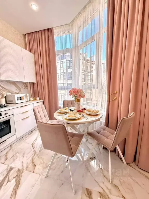 1-к кв. Краснодарский край, Геленджик Крымская ул., 22к14 (37.0 м) - Фото 1