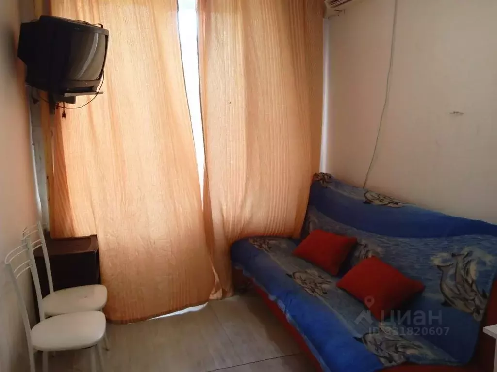 Комната Краснодарский край, Новороссийск Суворовская ул., 34 (13.0 м) - Фото 1