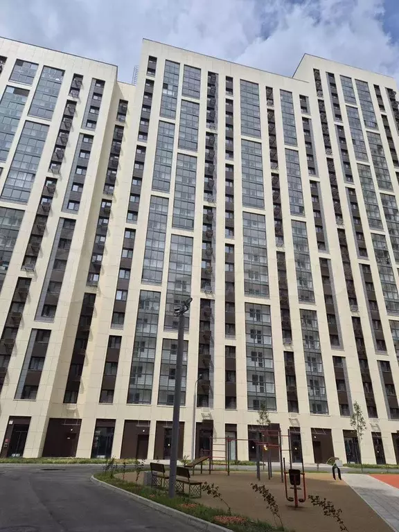 2-к. квартира, 60 м, 13/18 эт. - Фото 0