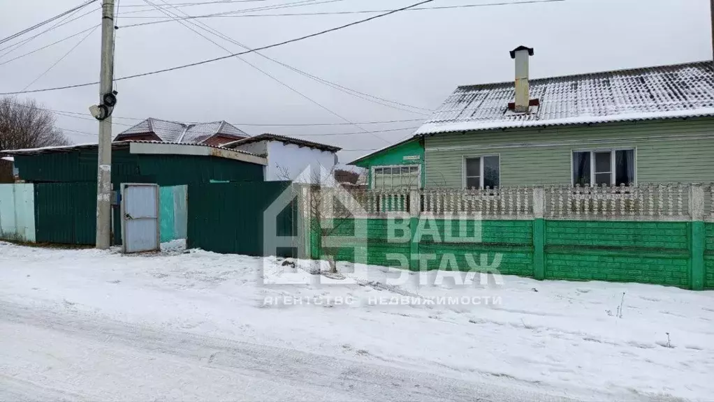 3-к кв. Калужская область, Дзержинский район, с. Дворцы ул. ... - Фото 0