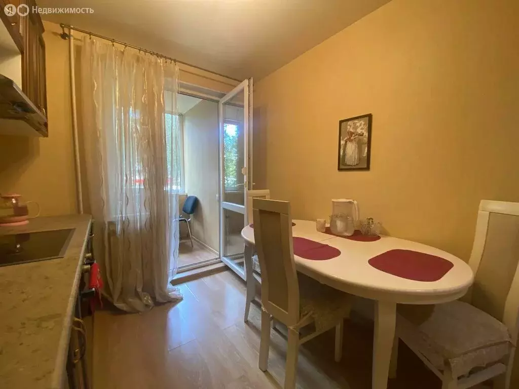 2-комнатная квартира: Екатеринбург, улица Большакова, 9 (46.6 м) - Фото 1