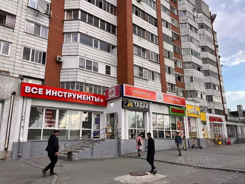 Торговая площадь в Свердловская область, Екатеринбург ул. Бебеля, 138 ... - Фото 0