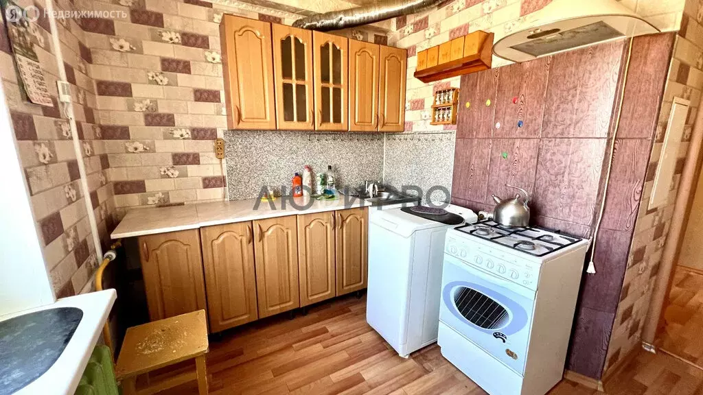 2-комнатная квартира: Сыктывкар, Слободская улица, 23 (38 м) - Фото 0