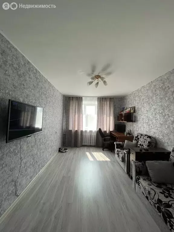 2-комнатная квартира: Валдай, улица Победы, 82 (46.5 м) - Фото 1