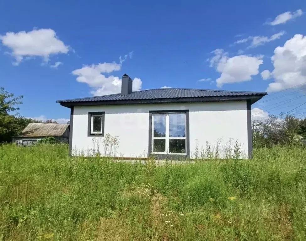 Дом в Башкортостан, Стерлитамакский район, Отрадовский сельсовет, ... - Фото 1