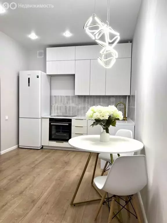 3-комнатная квартира: Якутск, улица Халтурина, 34/2 (50.3 м) - Фото 2