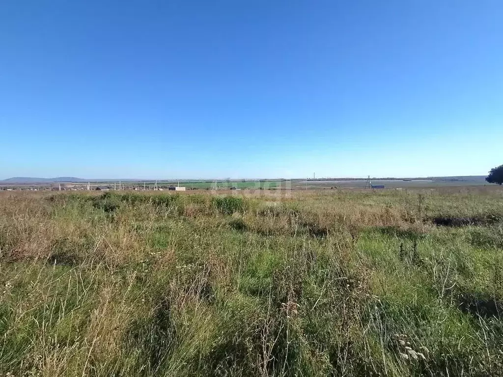 Участок в Башкортостан, Стерлитамакский район, Казадаевский сельсовет, ... - Фото 1
