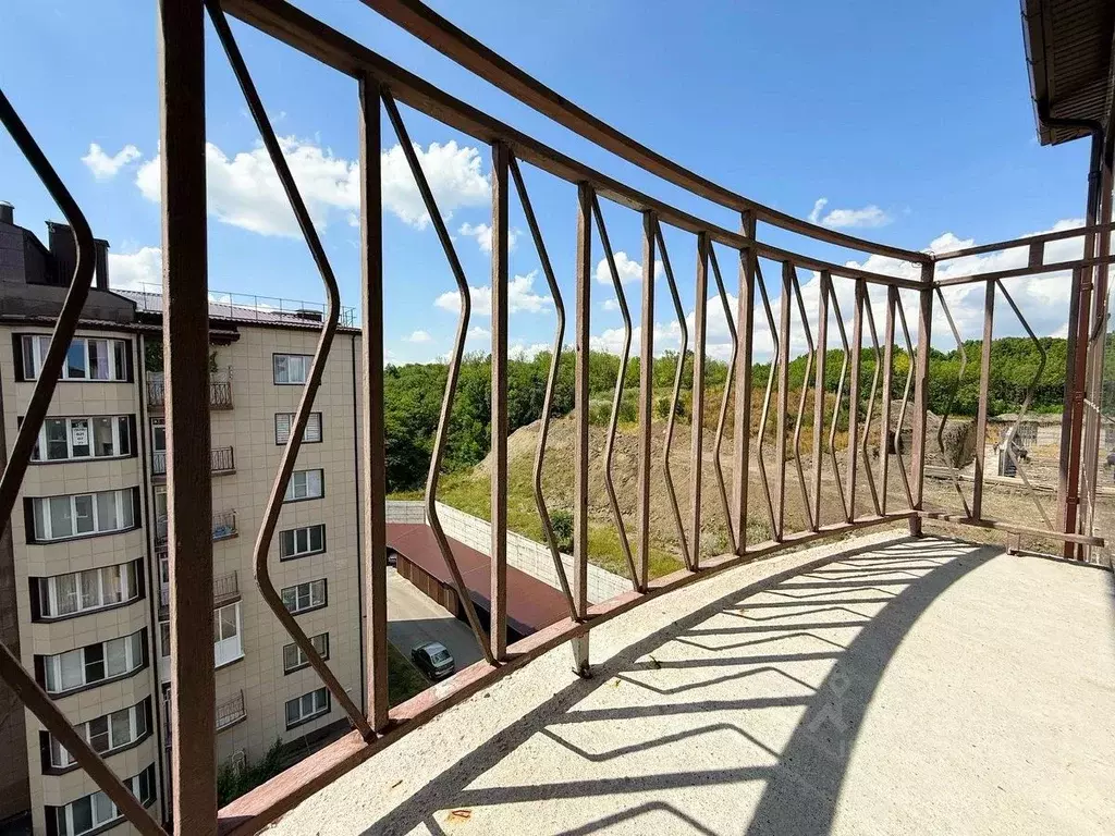 1-к кв. Ставропольский край, Ессентуки ул. Кленовая Роща, 12 (37.0 м) - Фото 1