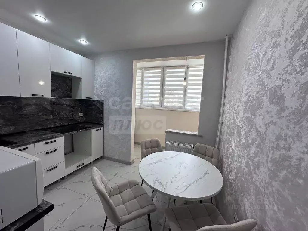 2-к кв. Оренбургская область, Оренбург Планерная ул., 4 (50.4 м) - Фото 1