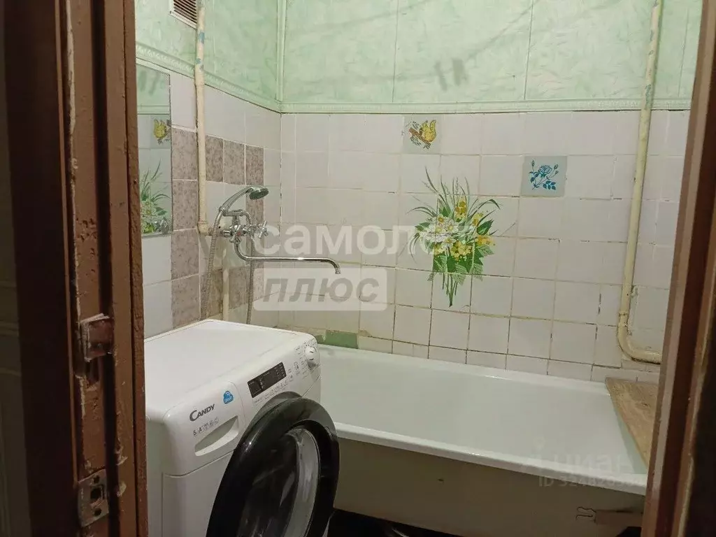 2-к кв. Калужская область, пос. Бабынино ул. Комсомольская, 45 (50.1 ... - Фото 2