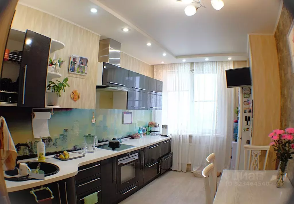 2-к кв. Волгоградская область, Волгоград Донецкая ул., 16а (69.9 м) - Фото 1