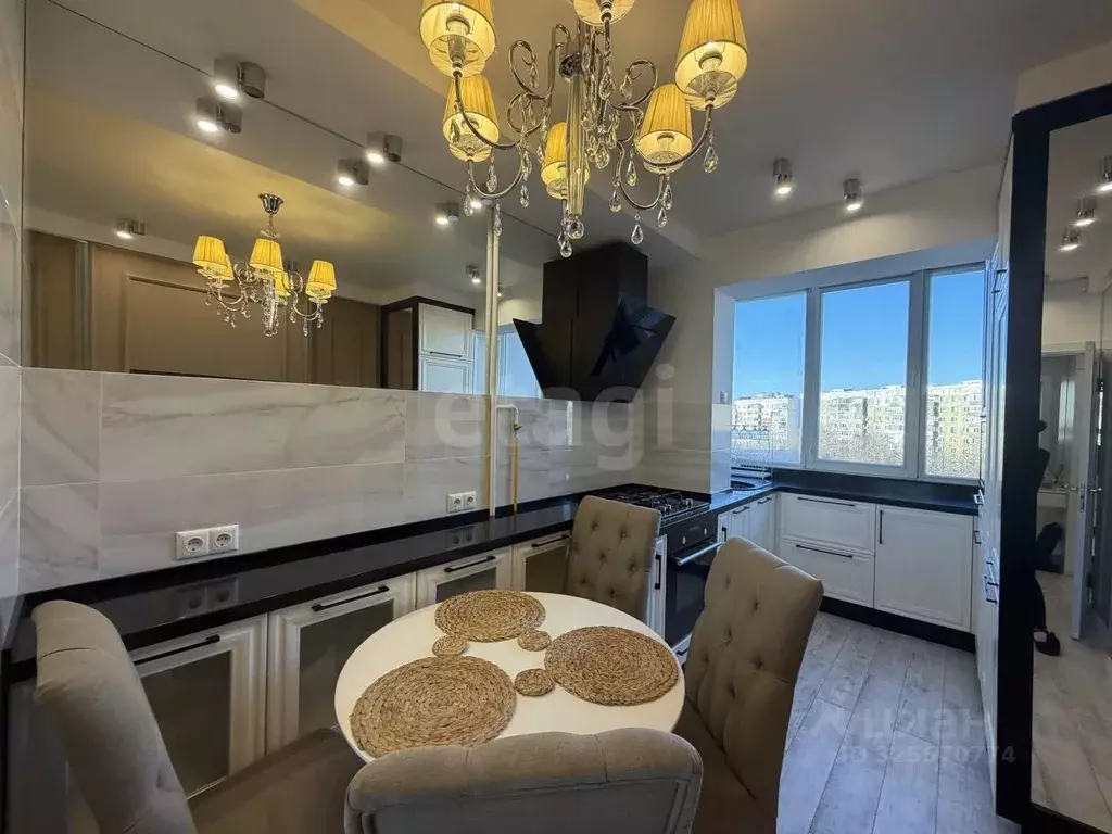 3-к кв. Крым, Симферополь просп. Победы (60.5 м) - Фото 2