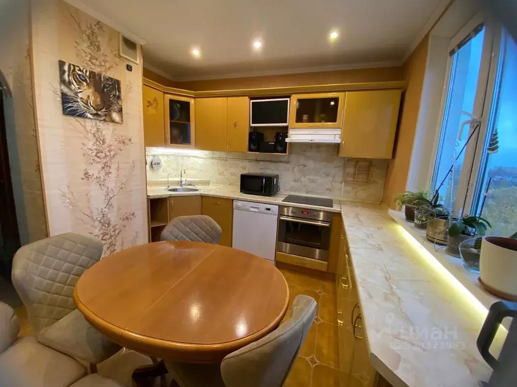 3-к кв. Московская область, Серпухов Весенняя ул., 8 (73.0 м) - Фото 2