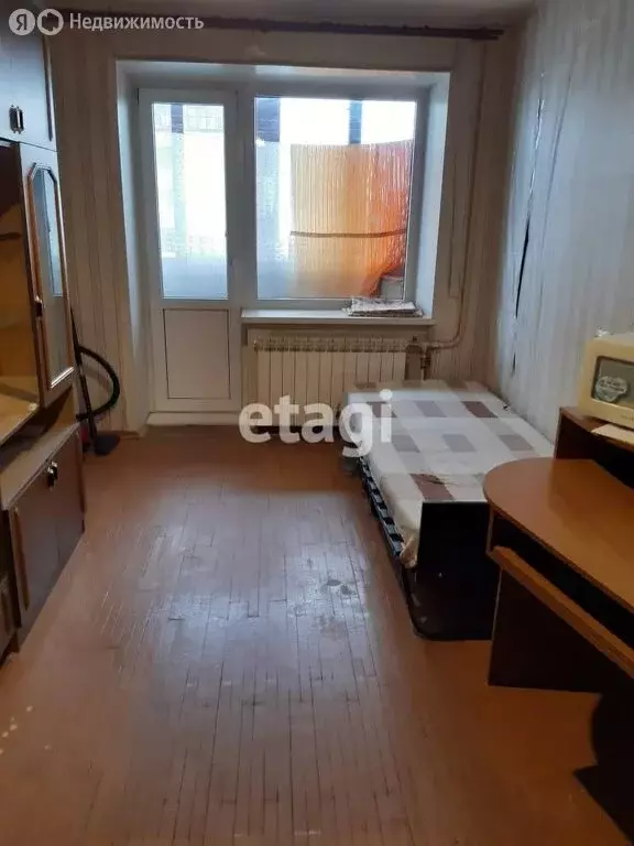 1к в 8-комнатной квартире (13 м) - Фото 1