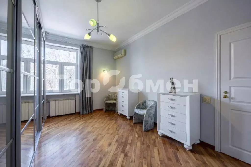 Продается 4-комнатная квартира - Фото 2