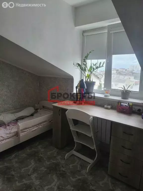 4-комнатная квартира: Севастополь, улица Вакуленчука, 26к5 (158.4 м) - Фото 1