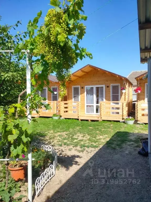 Дом в Краснодарский край, Ейский район, Должанская ст-ца Делегатская ... - Фото 1