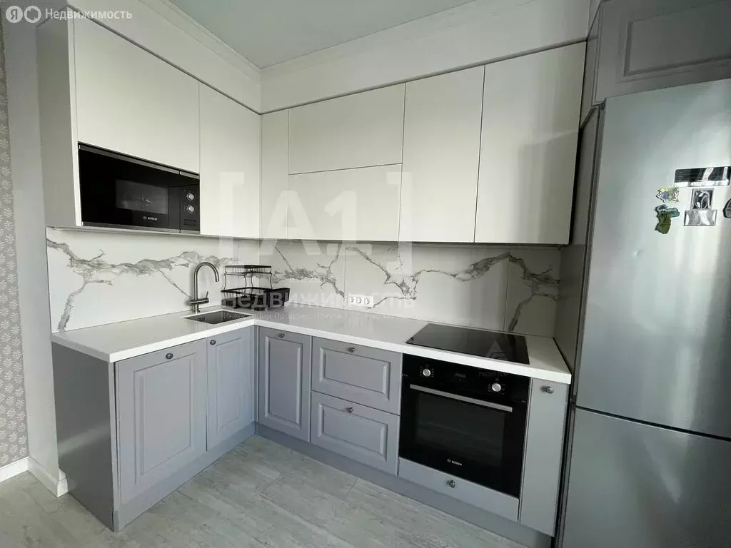 3-комнатная квартира: Челябинск, Российская улица, 271 (96 м) - Фото 1
