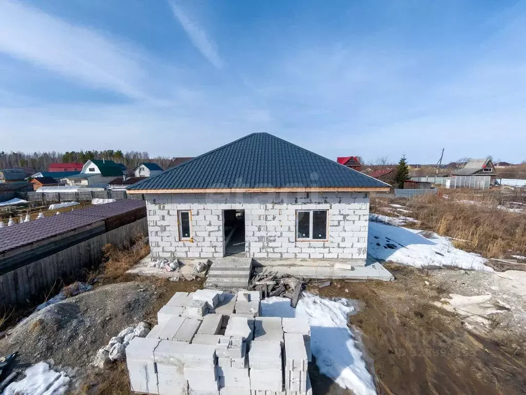 Дом в Тюменская область, Тюмень Золотая Осень-2 садовое товарищество, ... - Фото 1