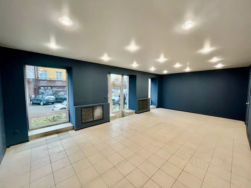 Помещение свободного назначения в Тверская область, Тверь просп. ... - Фото 1