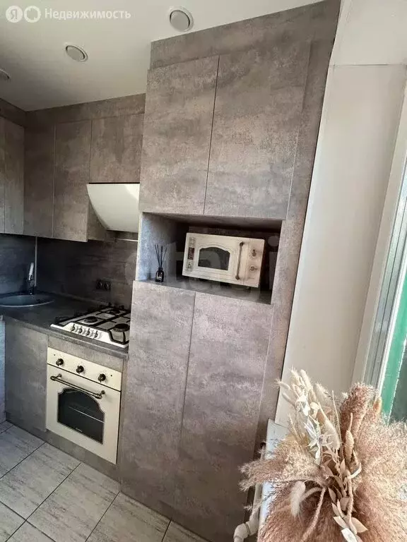 2-комнатная квартира: Благовещенск, улица Чайковского, 22 (53.7 м) - Фото 1