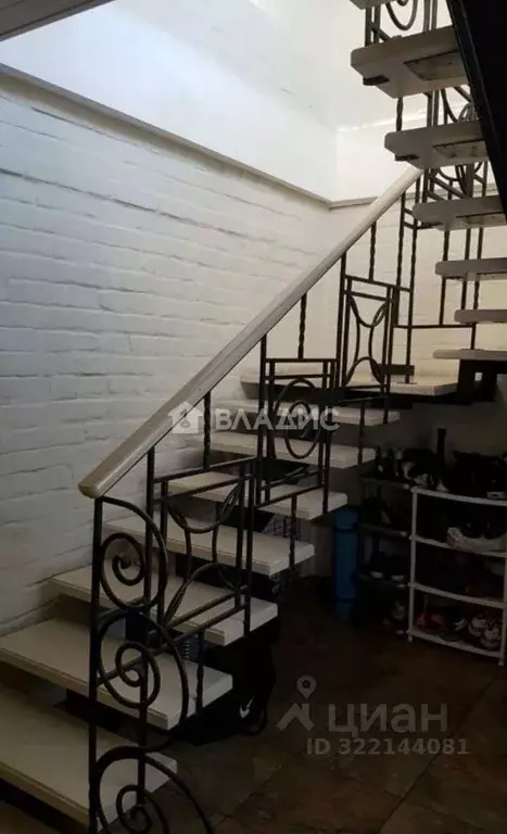 Таунхаус в Бурятия, Улан-Удэ 105-й мкр, 4 (250 м) - Фото 1
