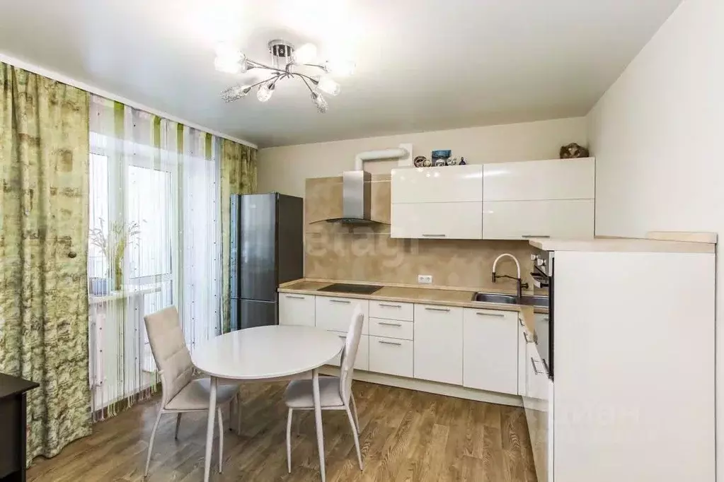 2-к кв. Тюменская область, Тюмень Тарманы мкр, ул. Малышева, 24/1 ... - Фото 1