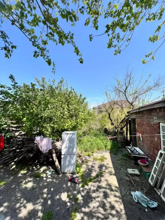 Дом в Дагестан, Махачкала ул. Маджалиская, 30 (150 м) - Фото 1