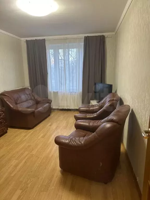 3-к. квартира, 60 м, 6/9 эт. - Фото 1