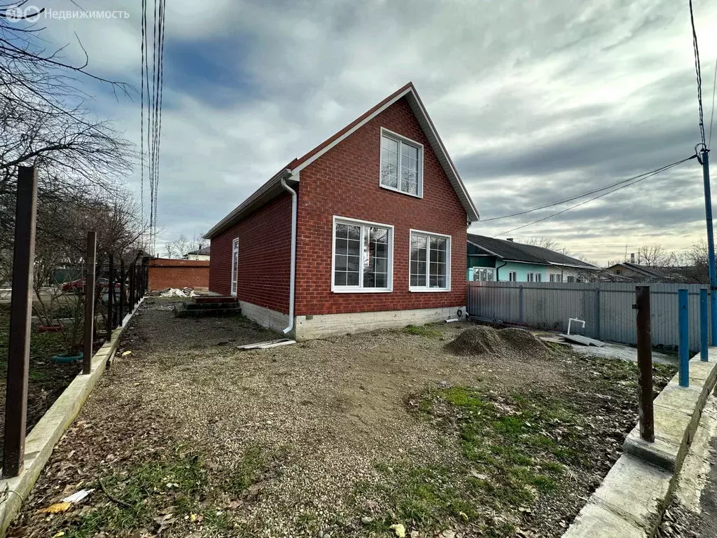 Дом в Новокубанск, Парковая улица (140 м) - Фото 1