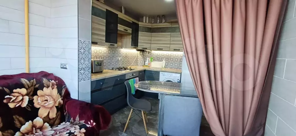3-к. квартира, 60 м, 5/5 эт. - Фото 0