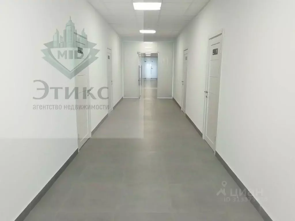 Офис в Ульяновская область, Ульяновск проезд Максимова, 4 (37 м) - Фото 1