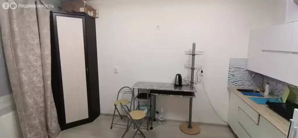 Квартира-студия: Екатеринбург, улица 40-летия Комсомола, 35/4 (18.4 м) - Фото 2