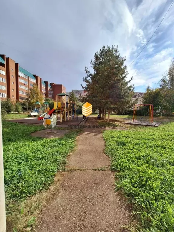 3-к кв. Башкортостан, Уфа ул. Юрия Гагарина, 12/4 (90.7 м) - Фото 2