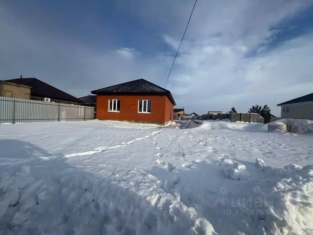 Дом в Оренбургская область, Оренбургский район, Южноуральский ... - Фото 2