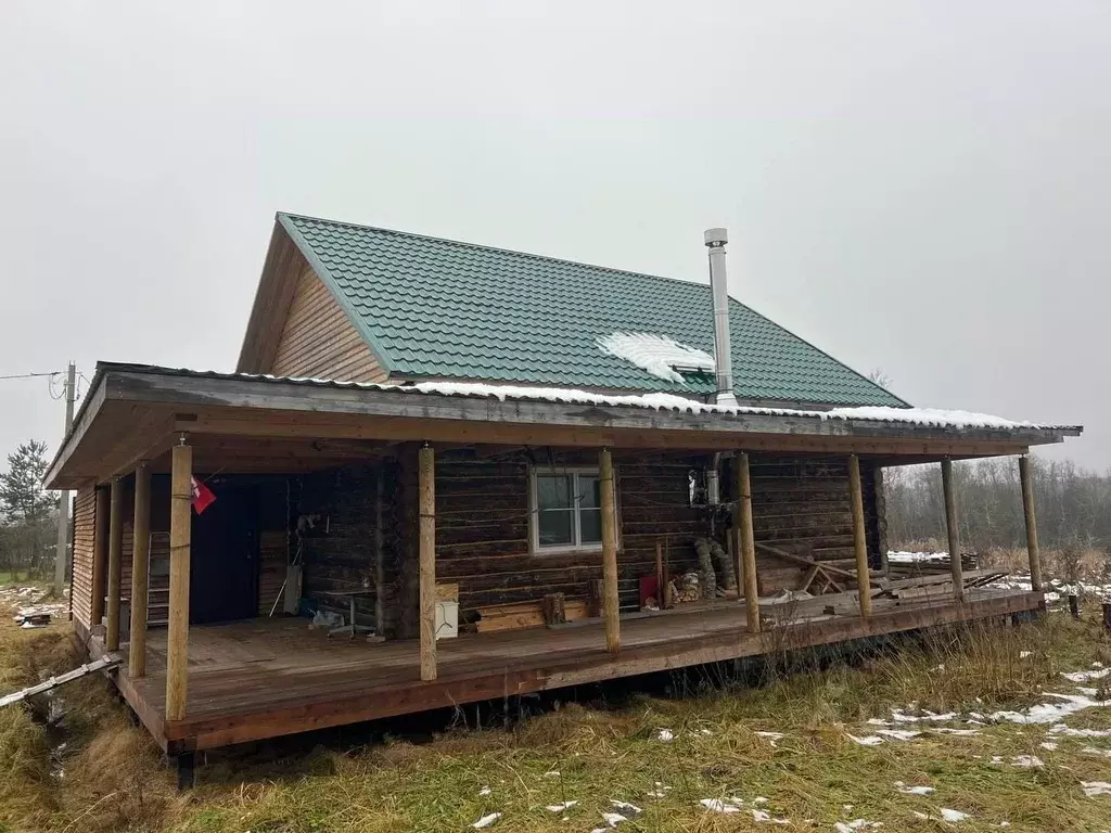 Дом в Ленинградская область, Сланцевский район, Старопольское с/пос, ... - Фото 1