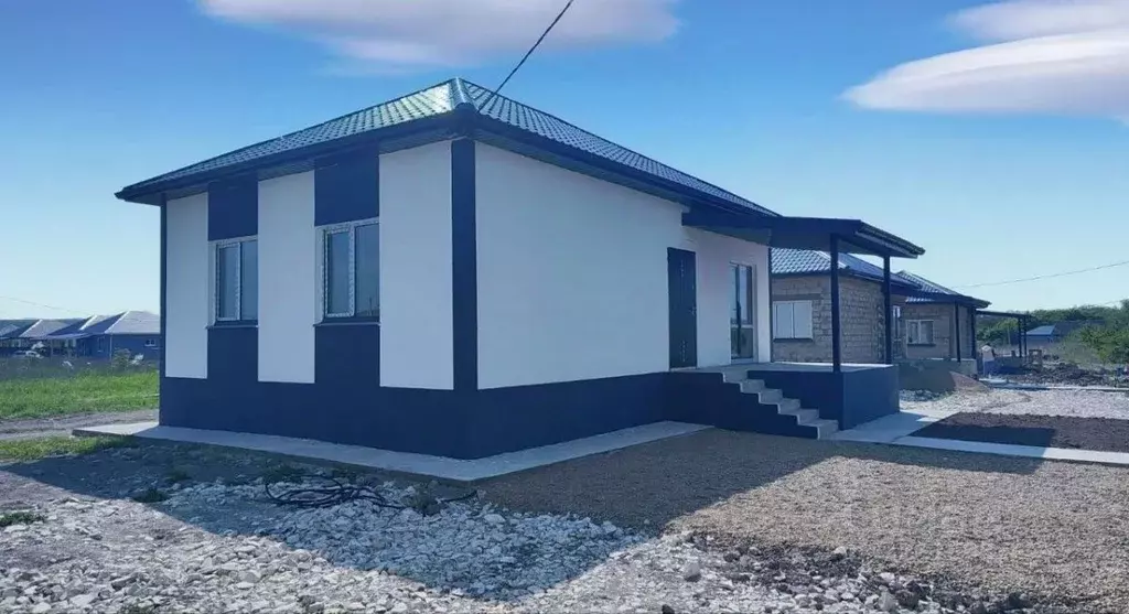 Дом в Краснодарский край, Новороссийск городской округ, Семигорский ... - Фото 1