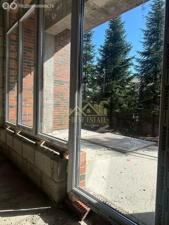 3-комнатная квартира: Владикавказ, улица Казбека Касаева, 20 (100 м) - Фото 2