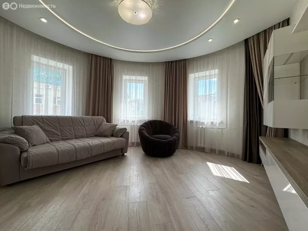2-комнатная квартира: Киров, Профсоюзная улица, 54 (61.2 м) - Фото 1